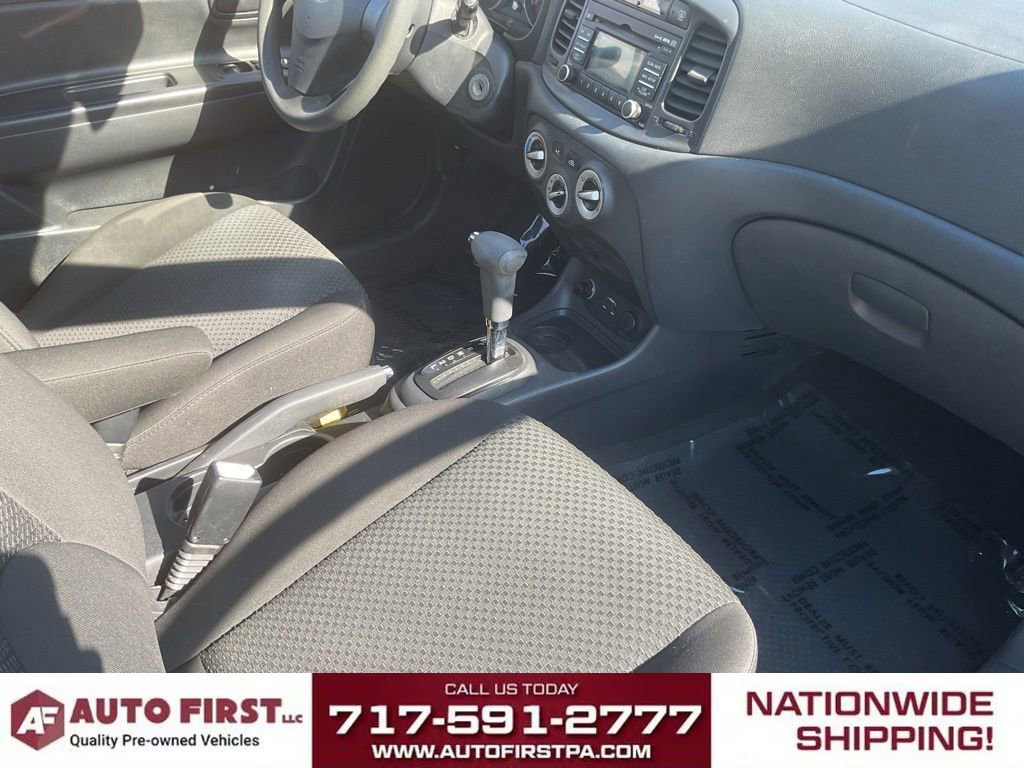Used 2011 Hyundai Accent GS w/ Premium Pkg 3 FWD image 9