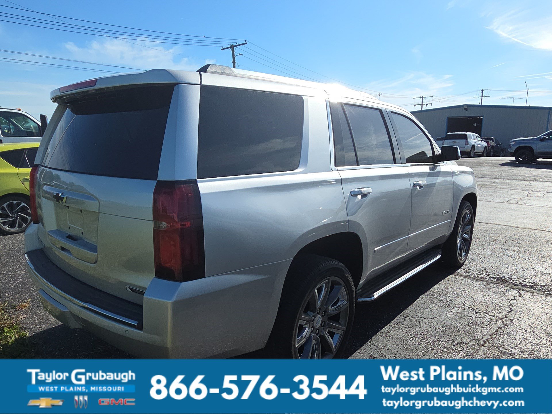 Used 2017 Chevrolet Tahoe Premier AWD/4WD image 6