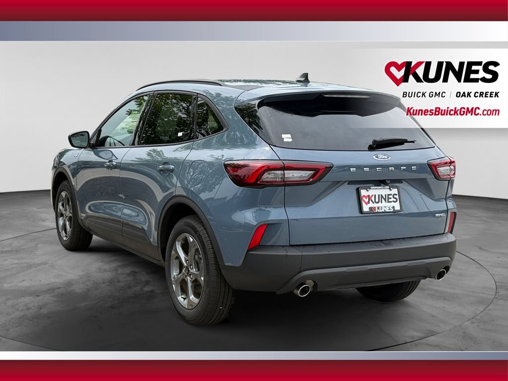 Used 2025 Ford Escape ST-Line AWD/4WD image 8