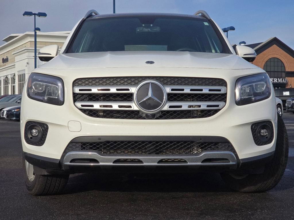 Used 2023 Mercedes-Benz GLB 250 4MATIC image 11