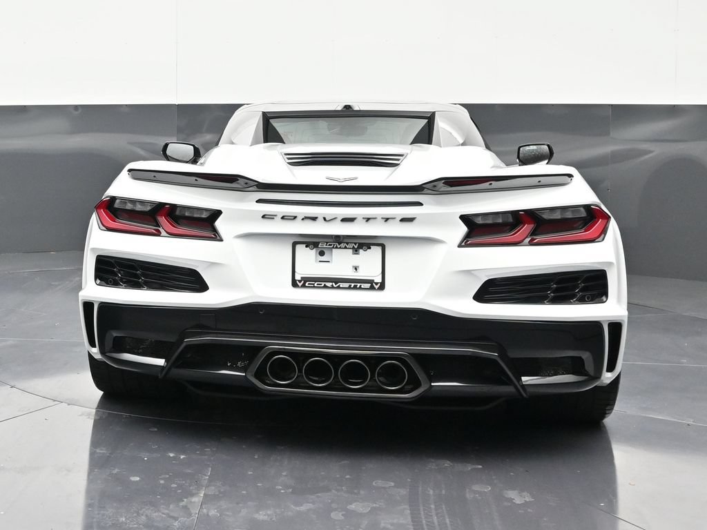 Used 2026 Chevrolet Corvette Z06 RWD image 4