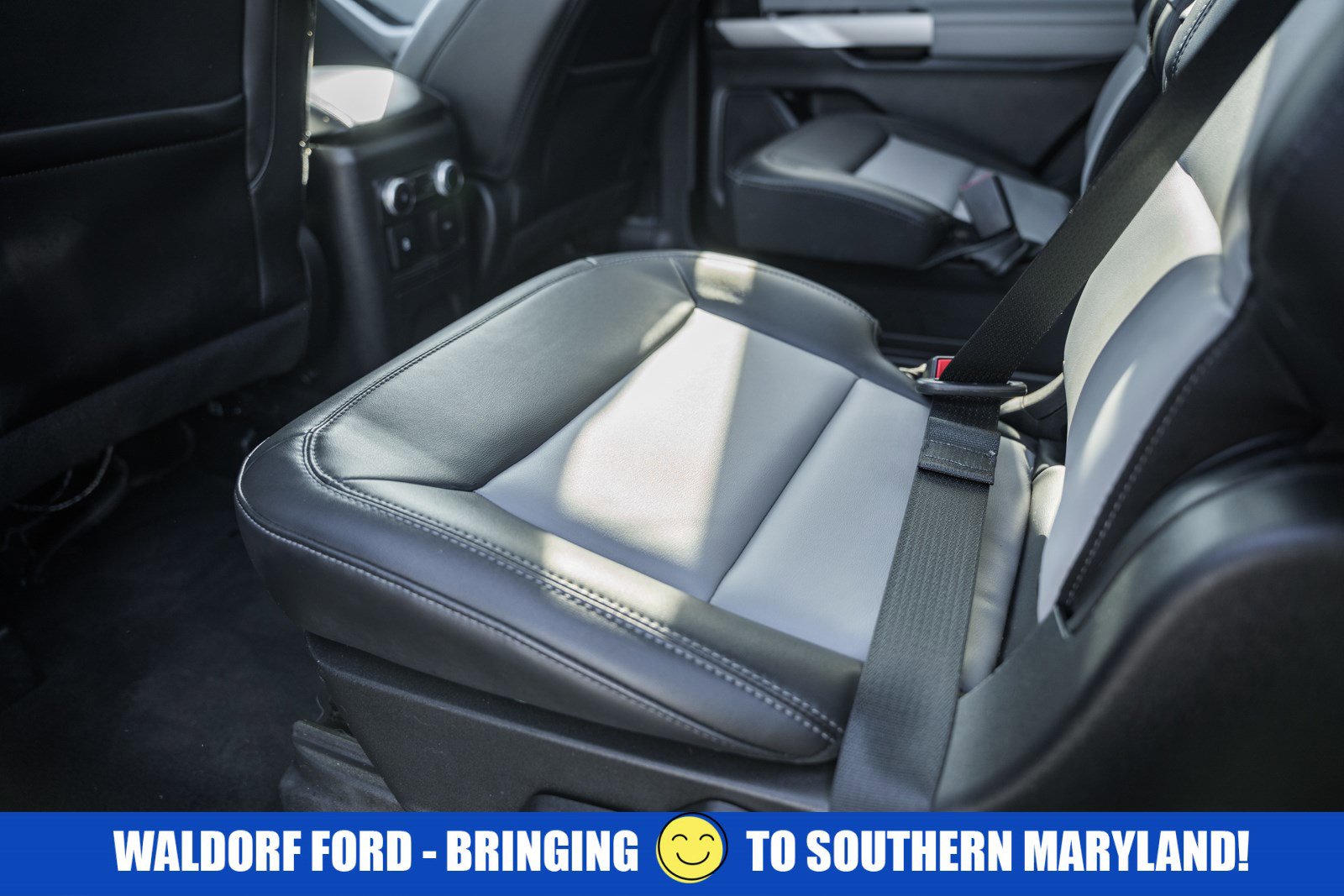 Used 2022 Ford Explorer XLT w/ Equipment Group 202A image 68