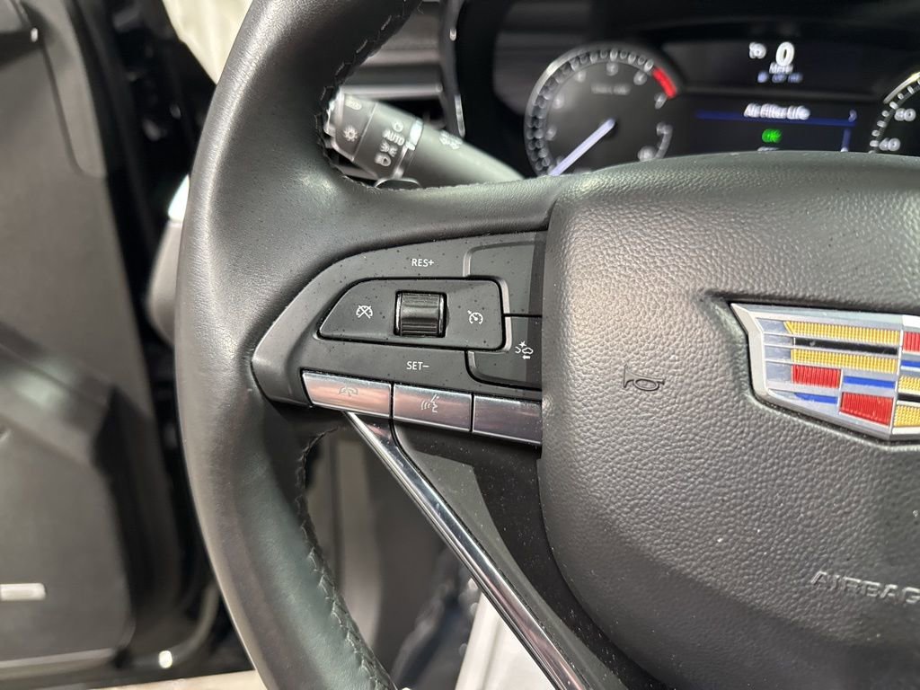 Used 2023 Cadillac XT6 Luxury image 21