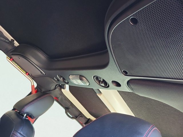 Certified 2017 Jeep Wrangler Unlimited Rubicon image 18