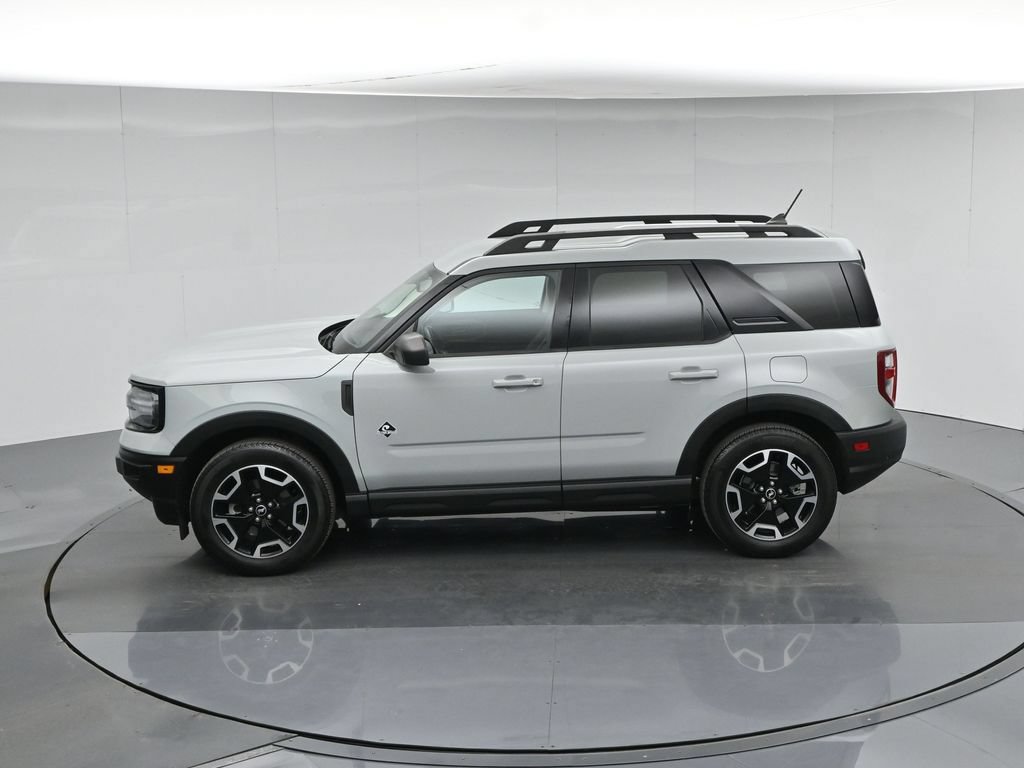 Certified 2023 Ford Bronco Sport Outer Banks w/ Tech Package AWD/4WD image 43