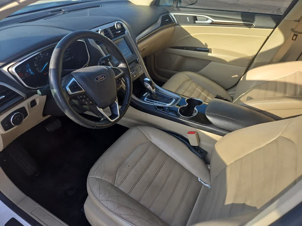 Used 2016 Ford Fusion Energi SE FWD image 14