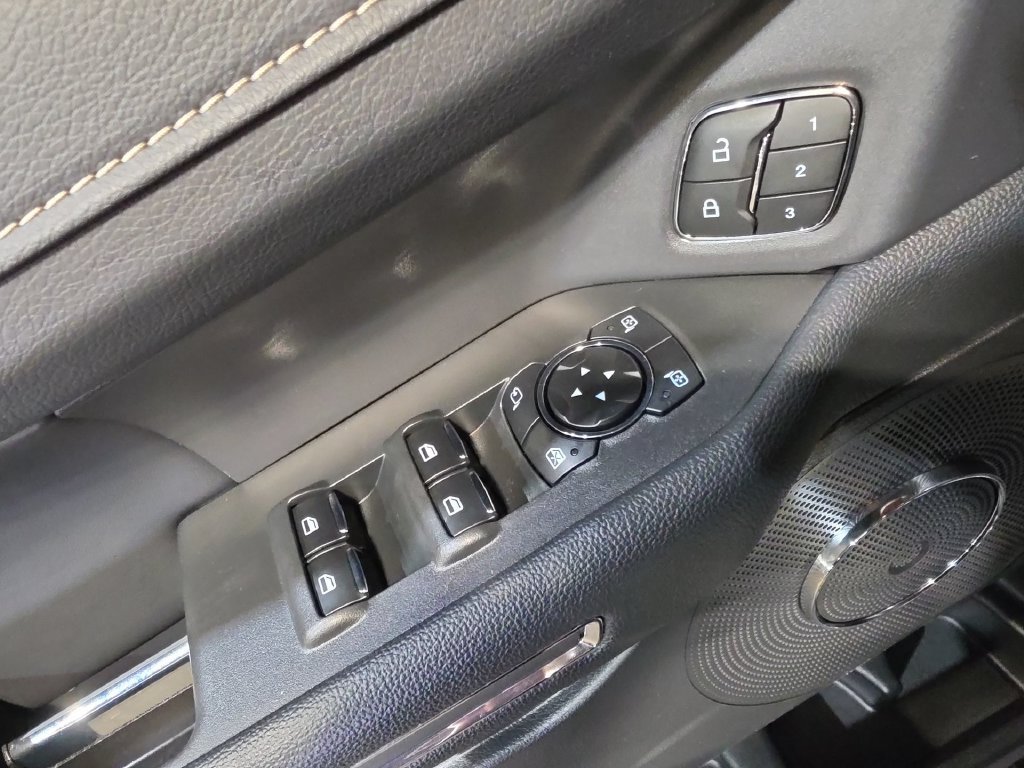 Used 2024 Ford Expedition XLT AWD/4WD image 15