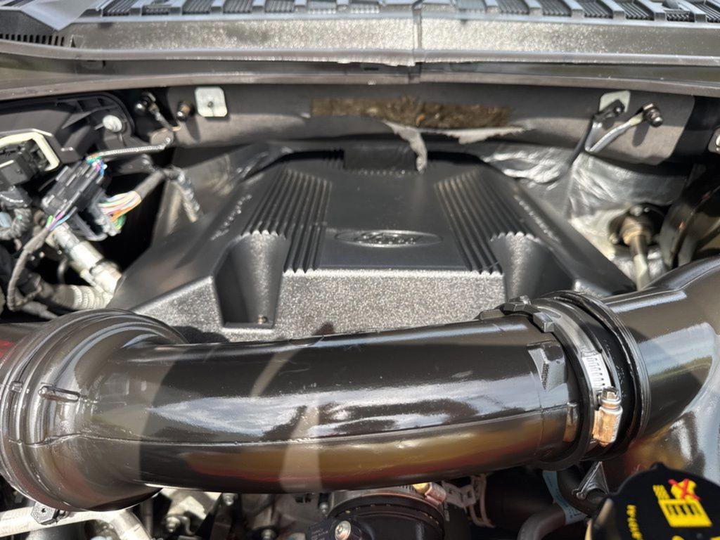 Used 2017 Ford F150 Platinum w/ Equipment Group 701A Luxury image 23