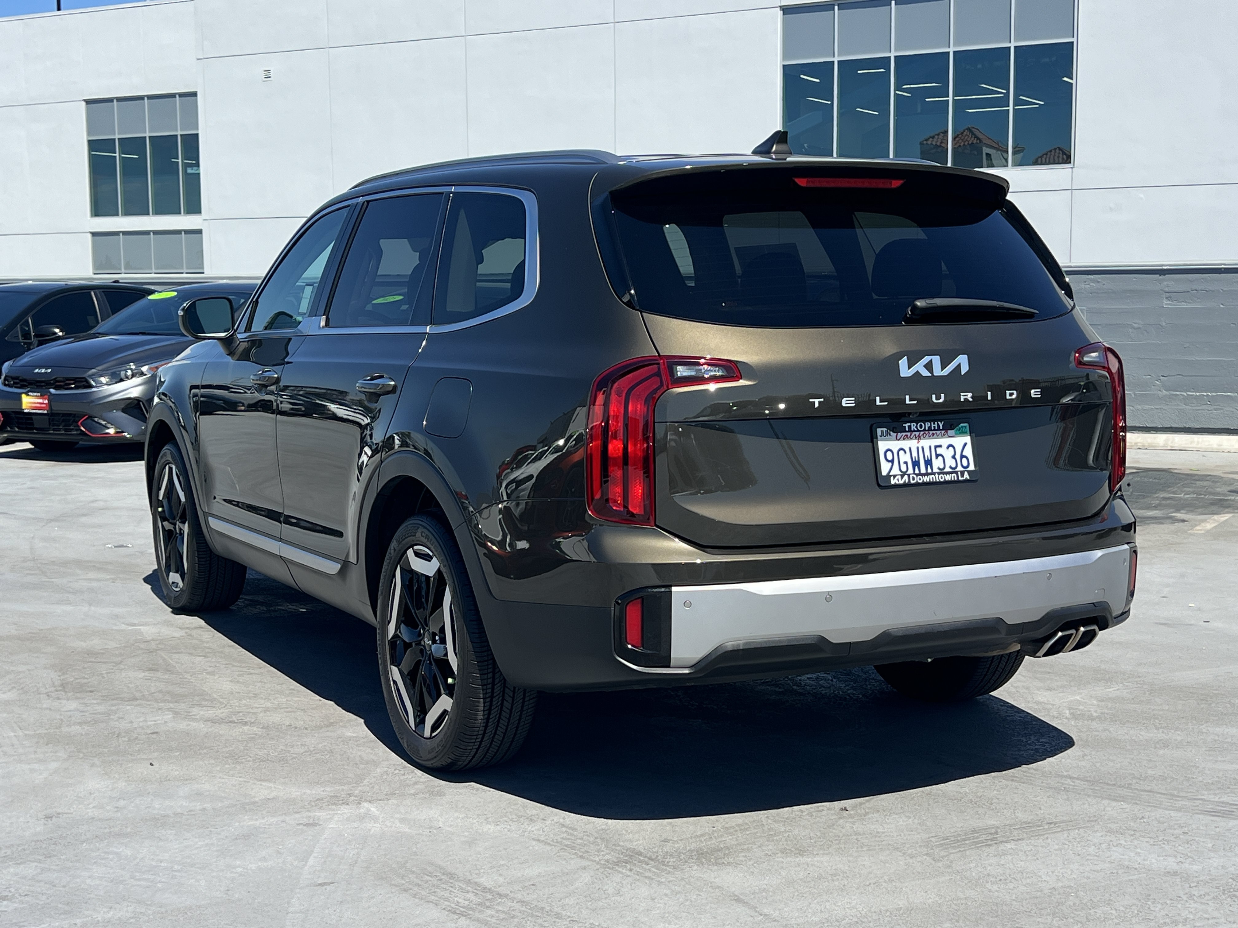 Certified 2023 Kia Telluride S FWD image 4