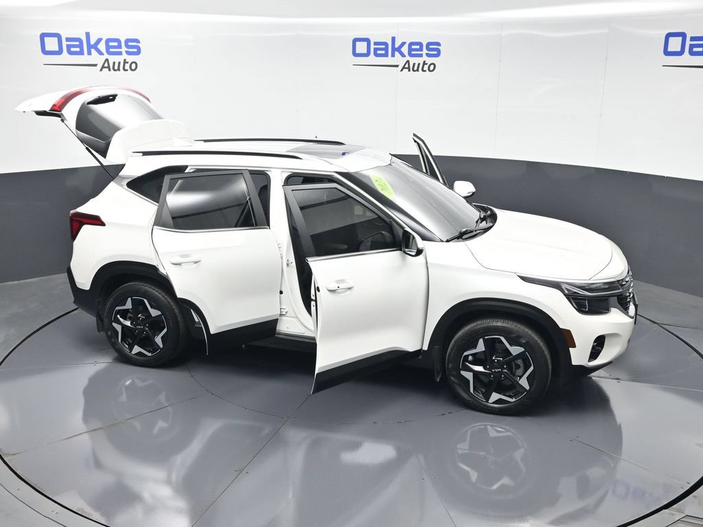 Used 2024 Kia Seltos EX AWD/4WD image 58