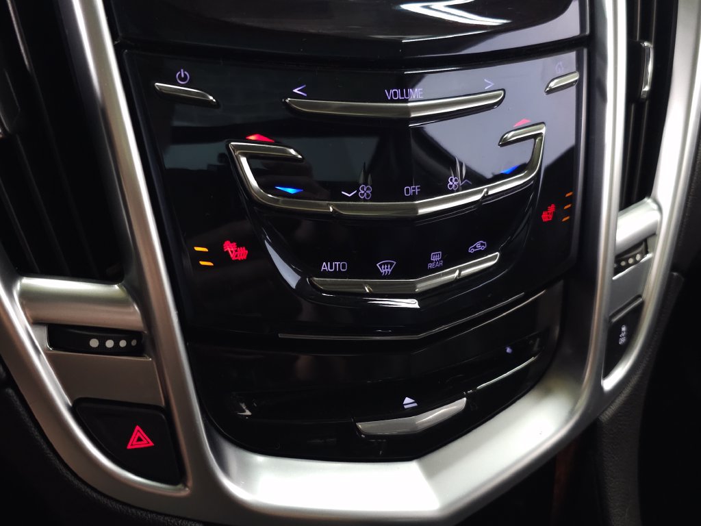 Used 2016 Cadillac SRX Luxury w/ Driver Awareness Package FWD image 21
