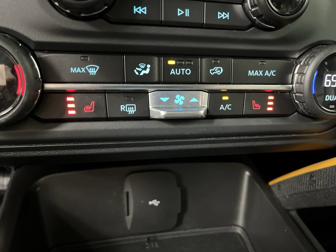 Used 2023 Ford Bronco Badlands AWD/4WD image 21