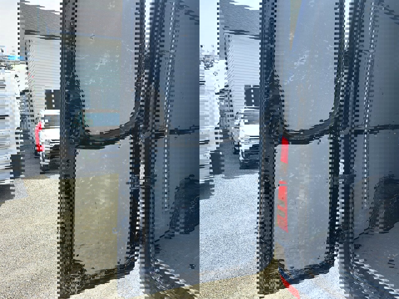 Used 2011 Freightliner Sprinter 2500 image 15