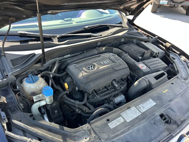 Used 2017 Volkswagen Passat 1.8T R-Line image 34
