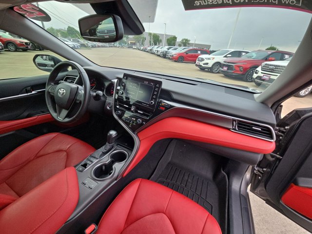 Used 2022 Toyota Camry XSE FWD image 20