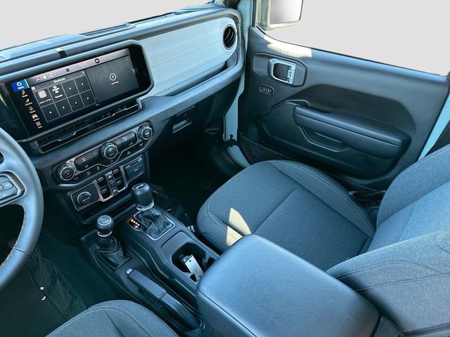Used 2024 Jeep Wrangler Sport S image 21