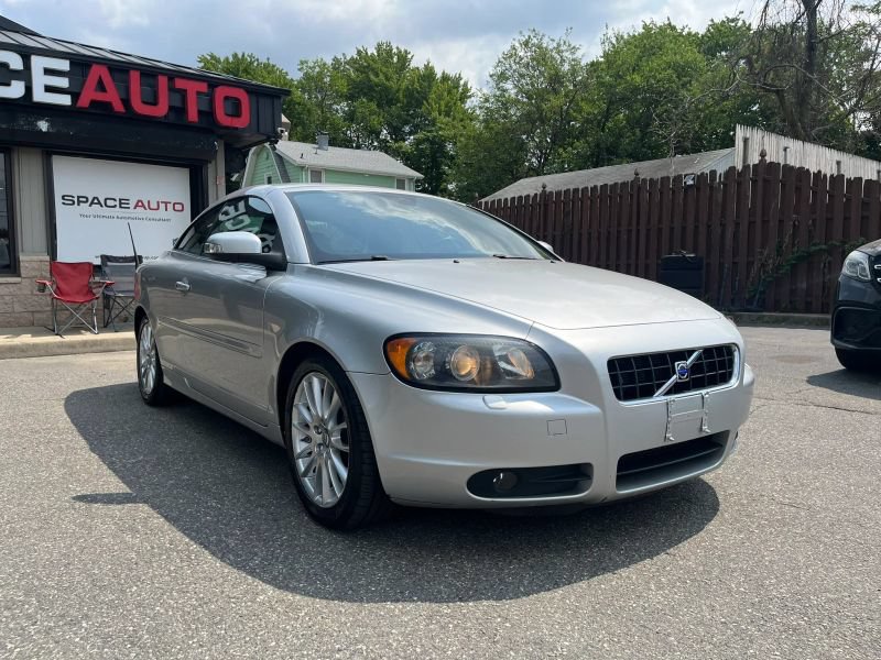 Used 2009 Volvo C70 T5 FWD image 12