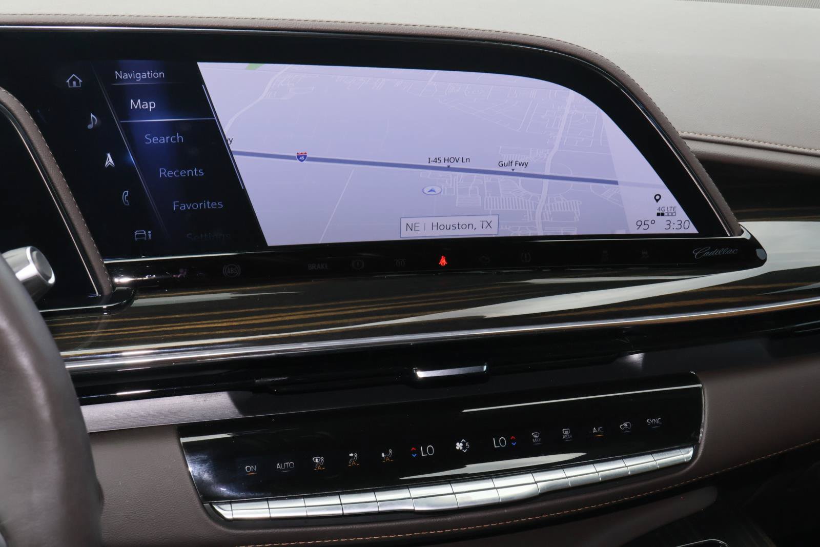 Certified 2024 Cadillac Escalade ESV Premium Luxury RWD image 30