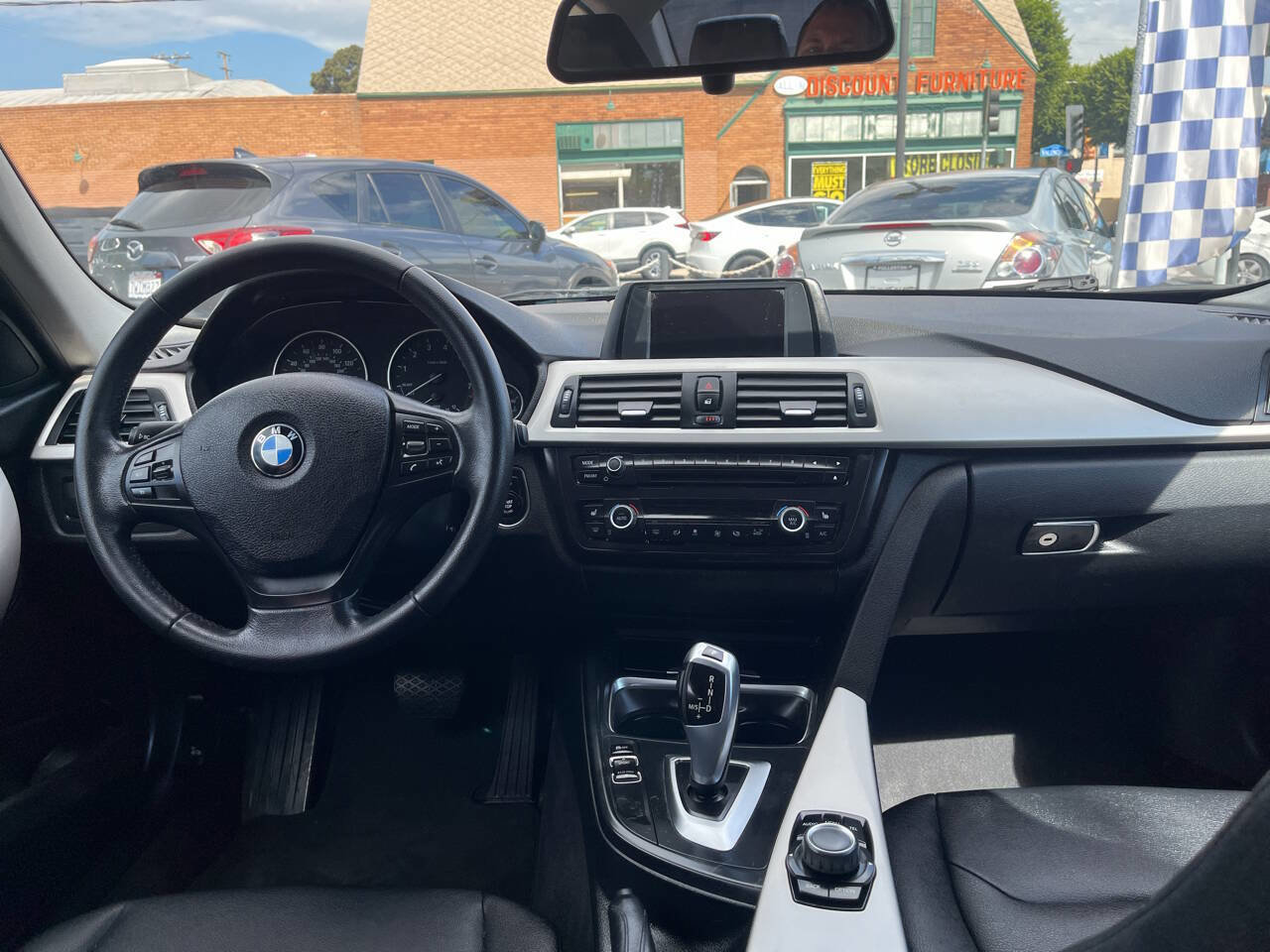 Used 2015 BMW 320i Sedan image 14