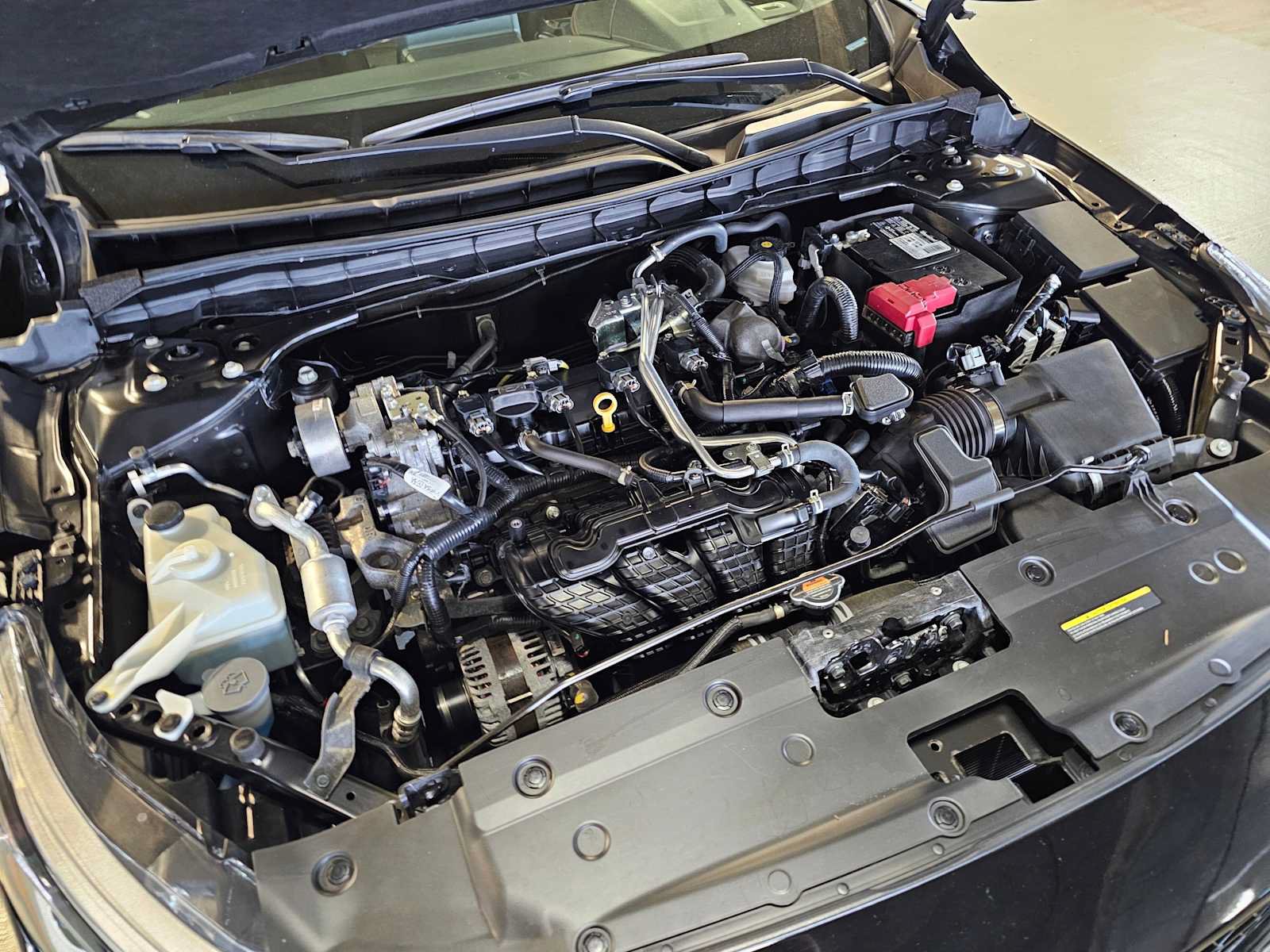 Used 2022 Nissan Altima 2.5 SR AWD/4WD image 9
