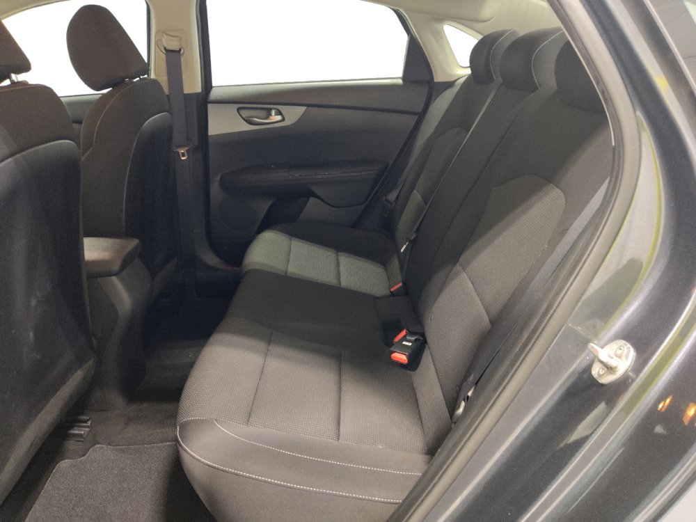 Used 2020 Kia Forte LXS image 18