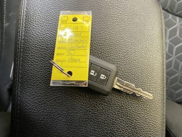 Used 2025 Mitsubishi Outlander Sport ES image 40