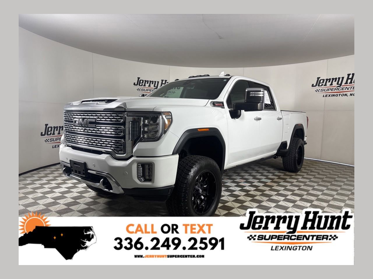 Used 2020 GMC Sierra 2500 Denali w/ Denali Ultimate Package image 1