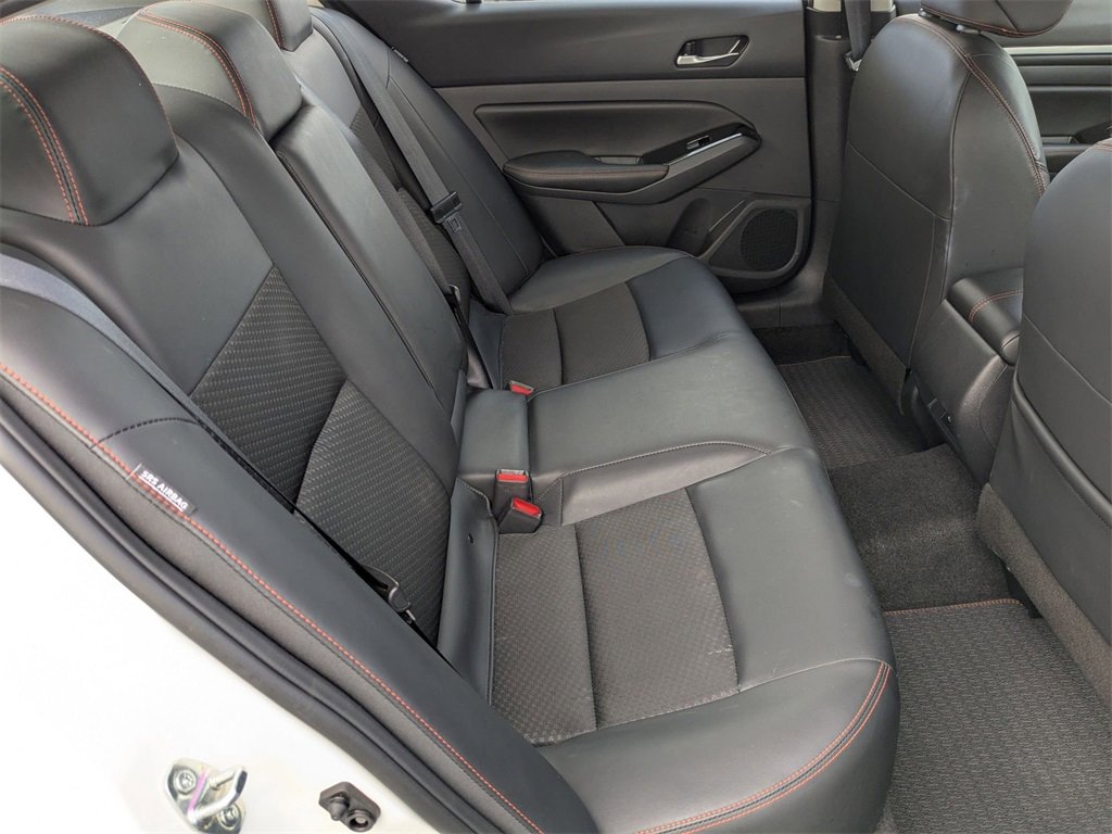 Used 2025 Nissan Altima 2.5 SR image 33