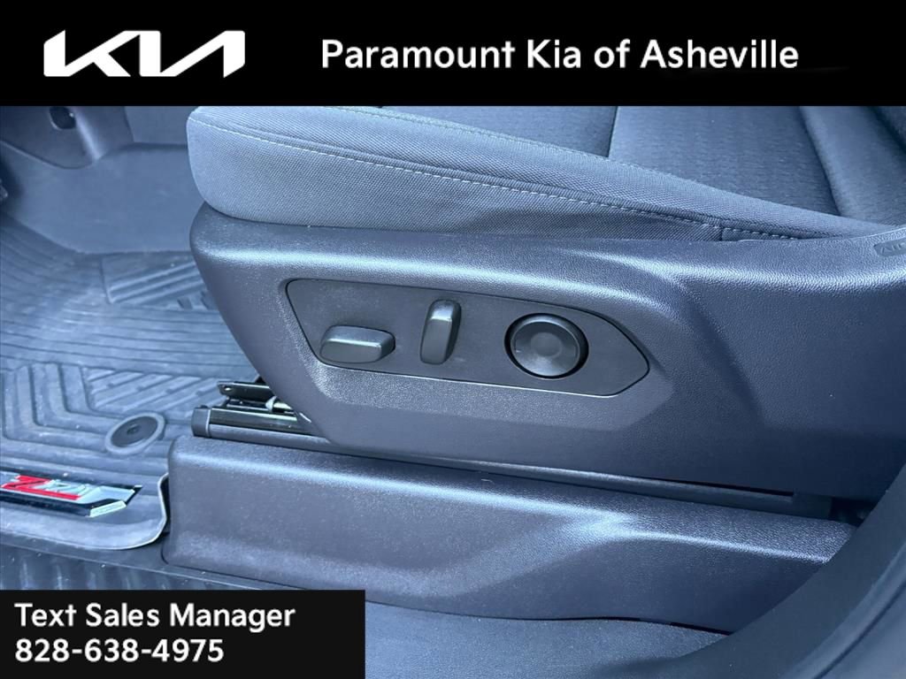 Used 2024 Chevrolet Silverado 1500 Custom Trail Boss w/ Midnight Edition image 15