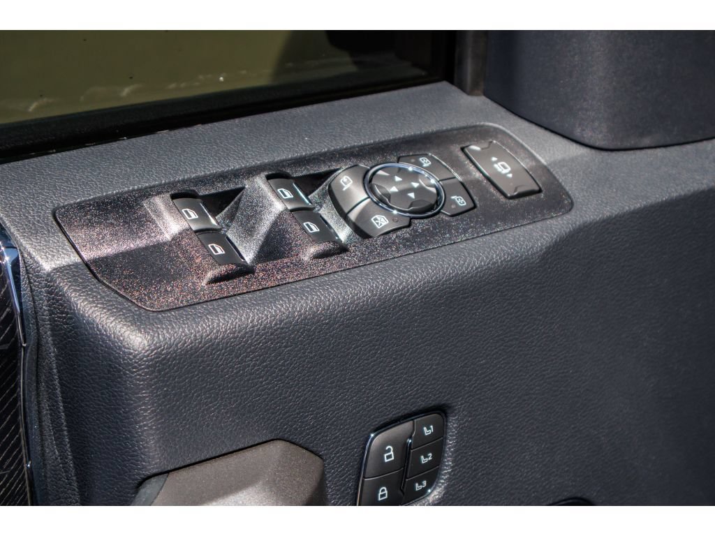 Used 2022 Ford F350 Platinum AWD/4WD image 13