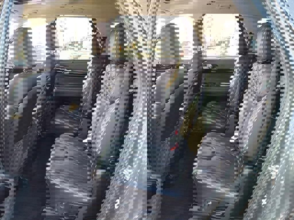 Used 2021 Hyundai Palisade Limited image 5