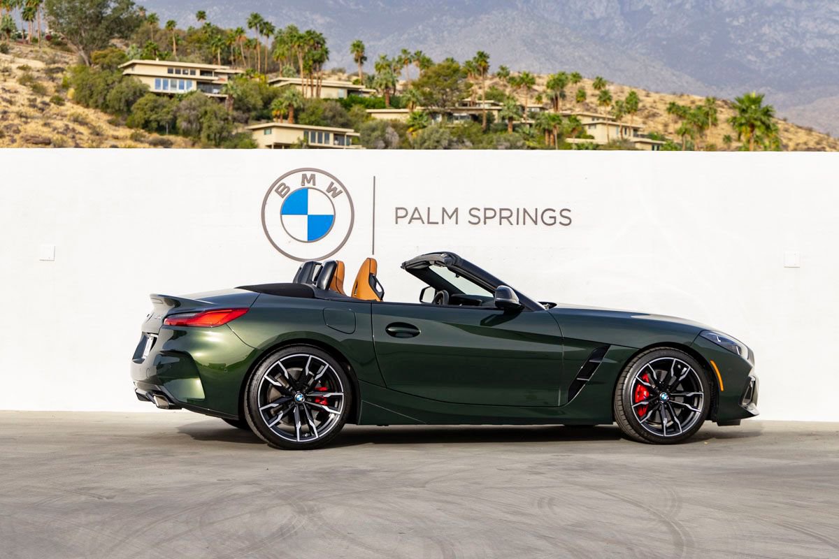 Certified 2025 BMW Z4 M40i w/ Edition image 6
