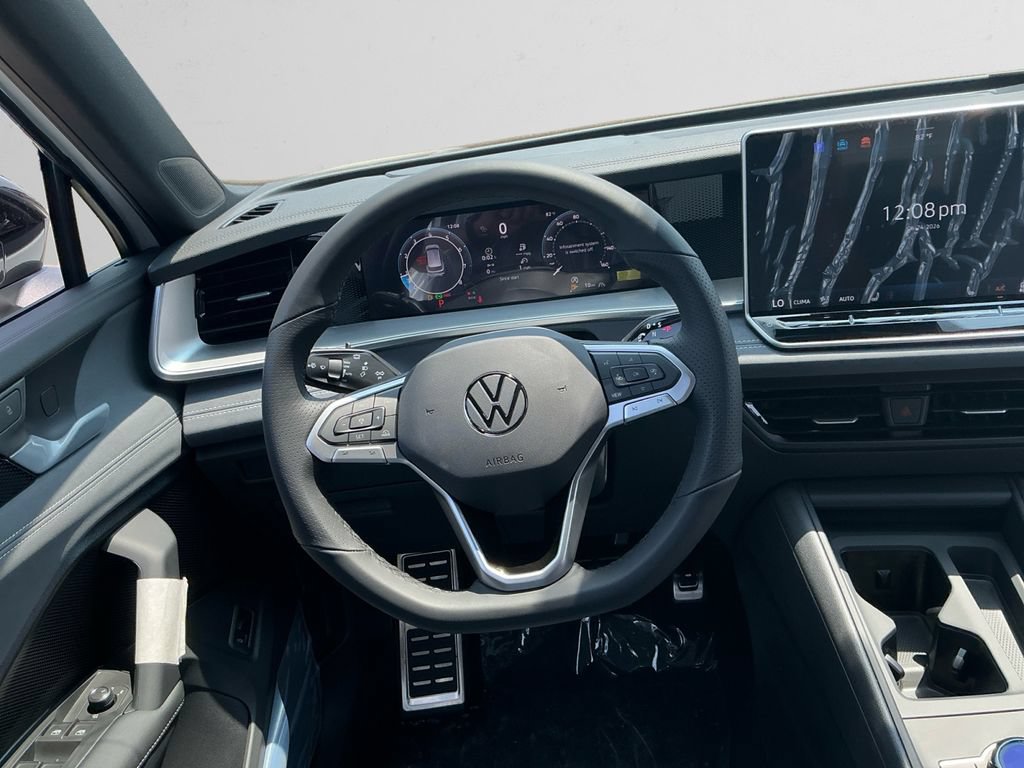New 2026 Volkswagen Tiguan SE R-Line AWD/4WD image 12