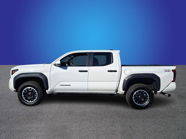 Used 2024 Toyota Tacoma TRD Off-Road AWD/4WD image 7