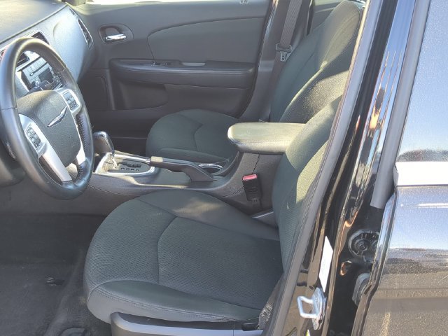 Used 2012 Chrysler 200 Touring w/ Cold Weather Group FWD image 15