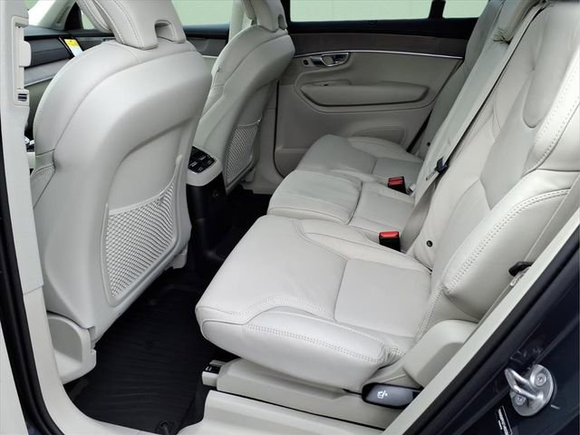 New 2026 Volvo XC90 T8 Ultra w/ Protection Package Premier image 10