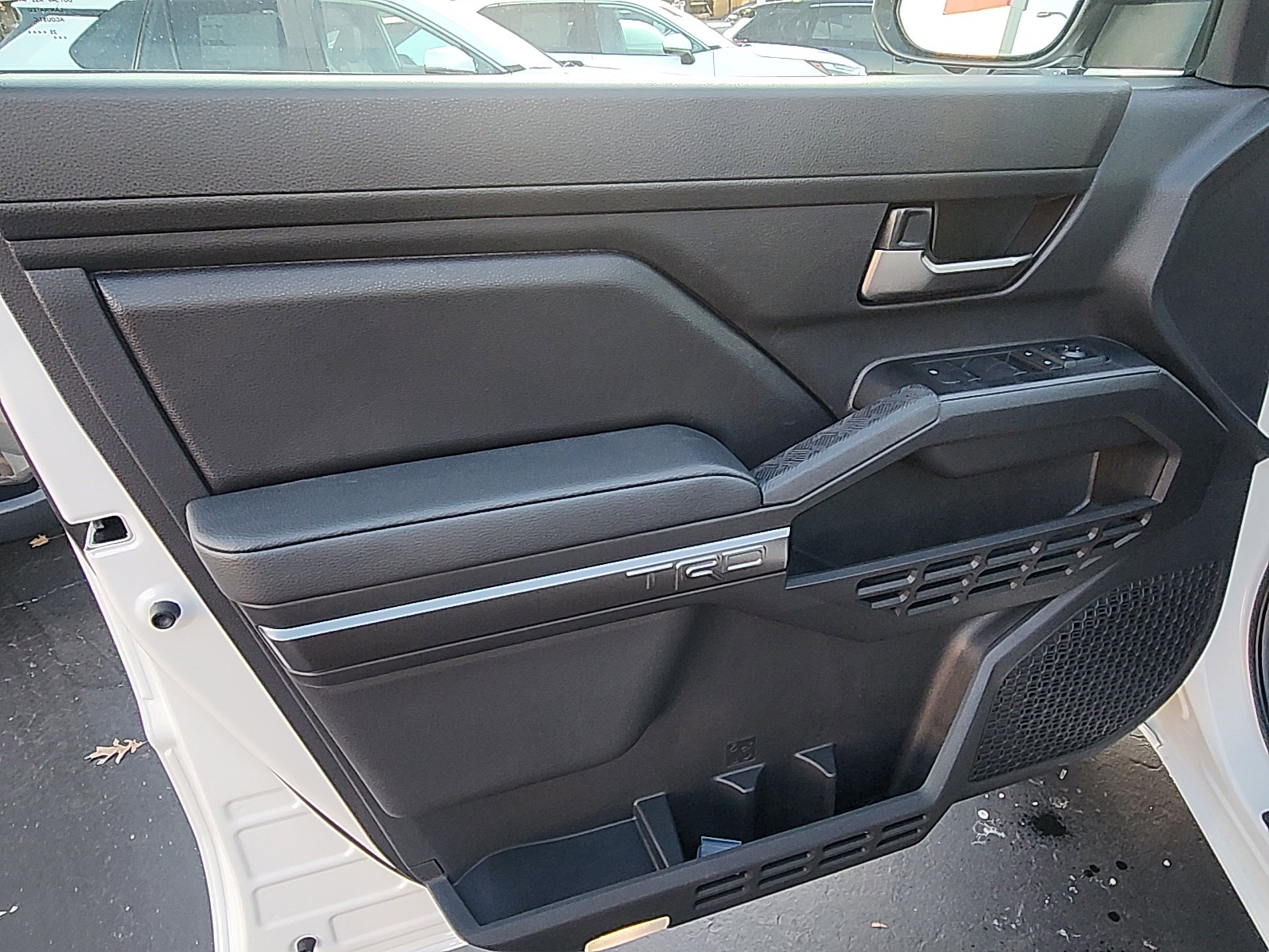 Certified 2025 Toyota Tacoma TRD Off-Road w/ TRD Off Road Premium Package AWD/4WD image 10