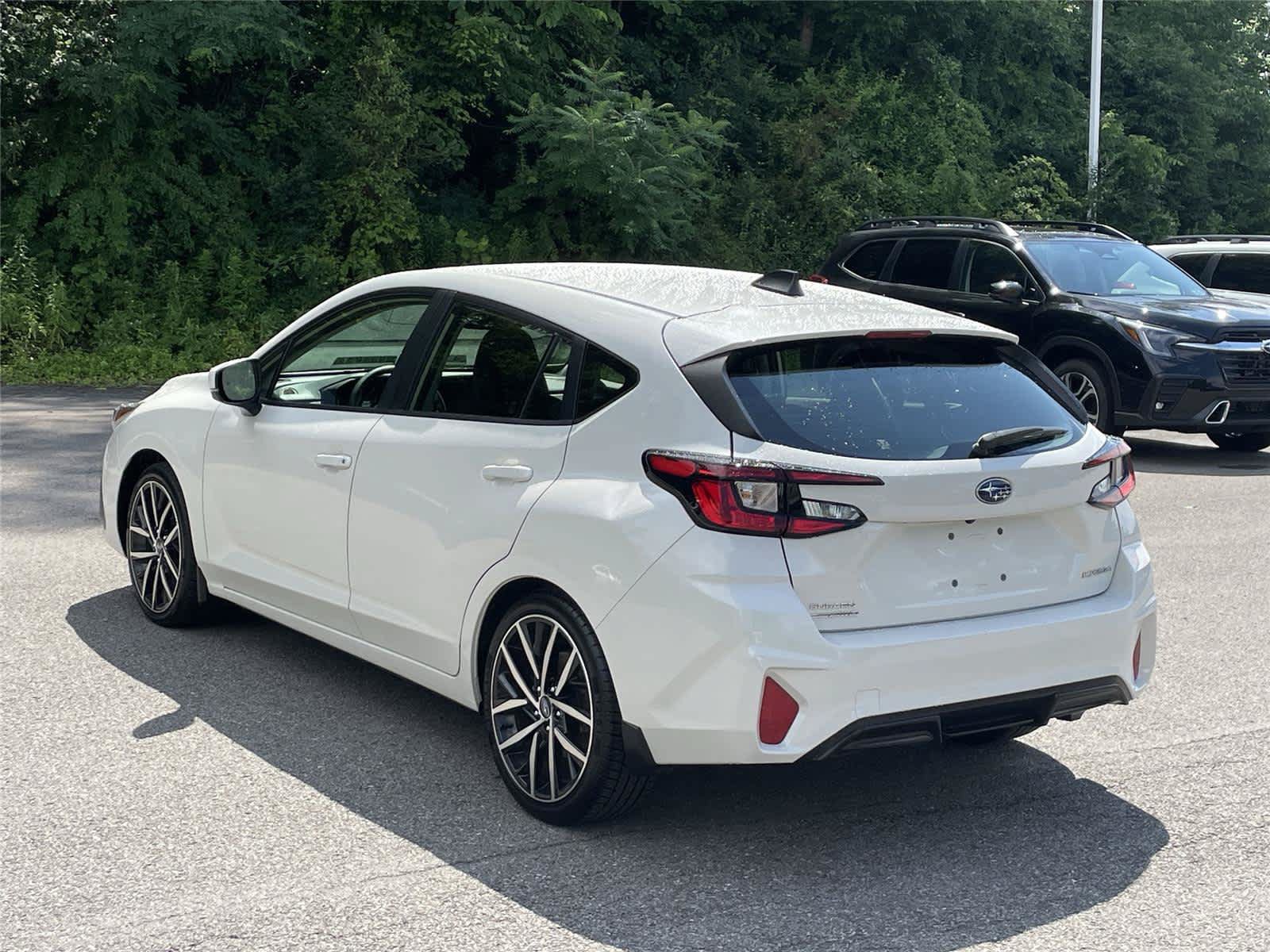 Certified 2024 Subaru Impreza 2.0i Sport AWD/4WD image 3