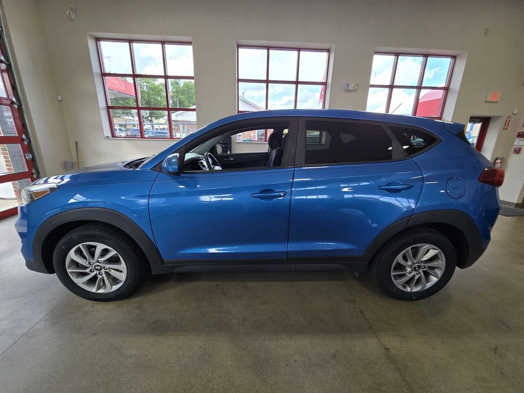 Used 2018 Hyundai Tucson SE AWD/4WD image 3