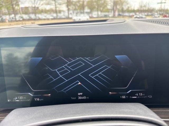 Certified 2024 BMW X5 xDrive50e w/ Premium Package image 19