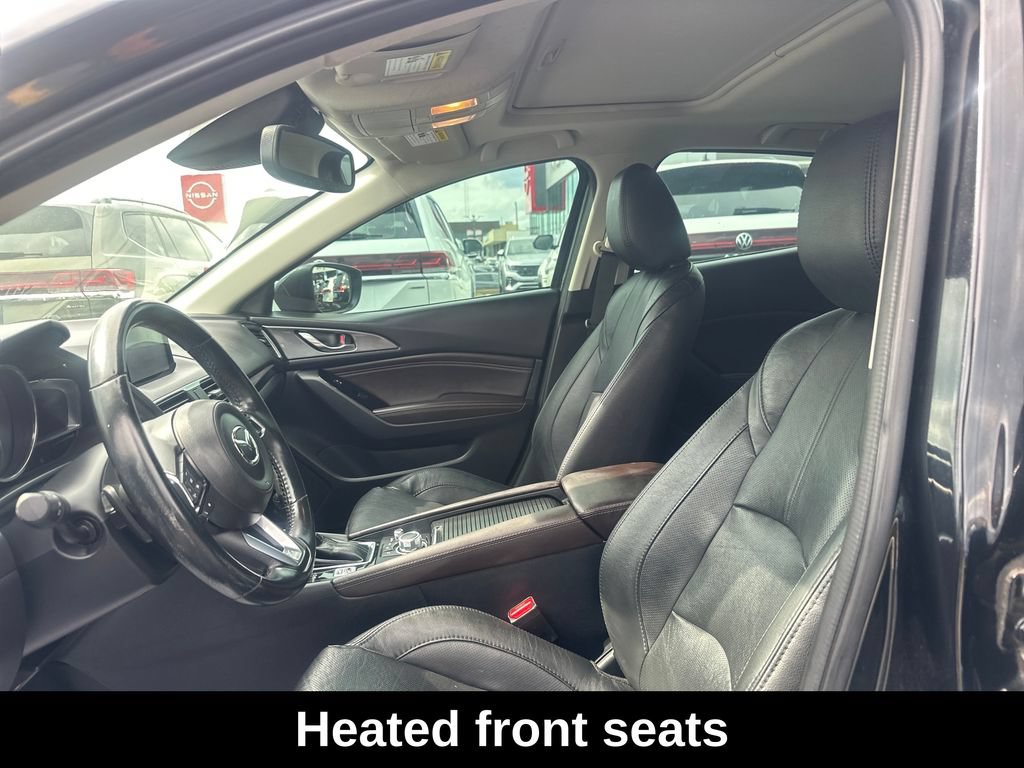 Used 2018 MAZDA MAZDA3 Grand Touring w/ Premium Equipment Package FWD image 11