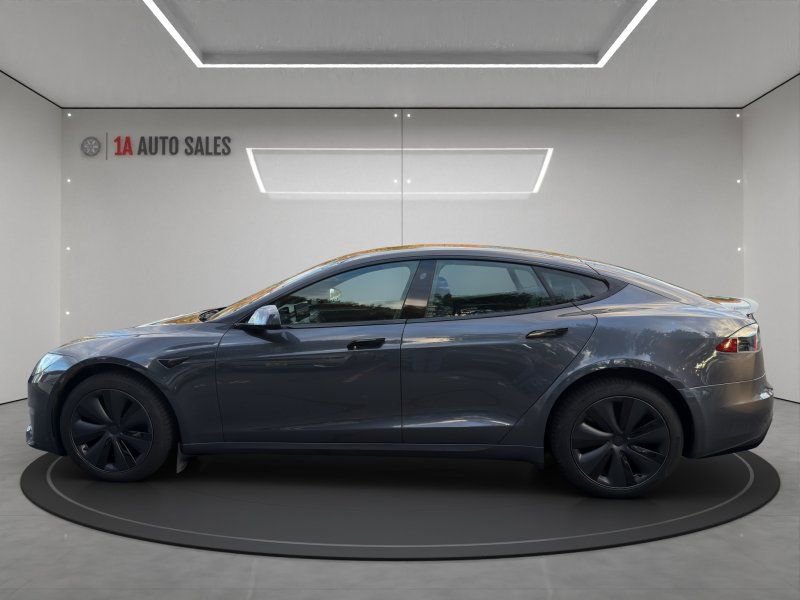 Used 2021 Tesla Model S Long Range image 2