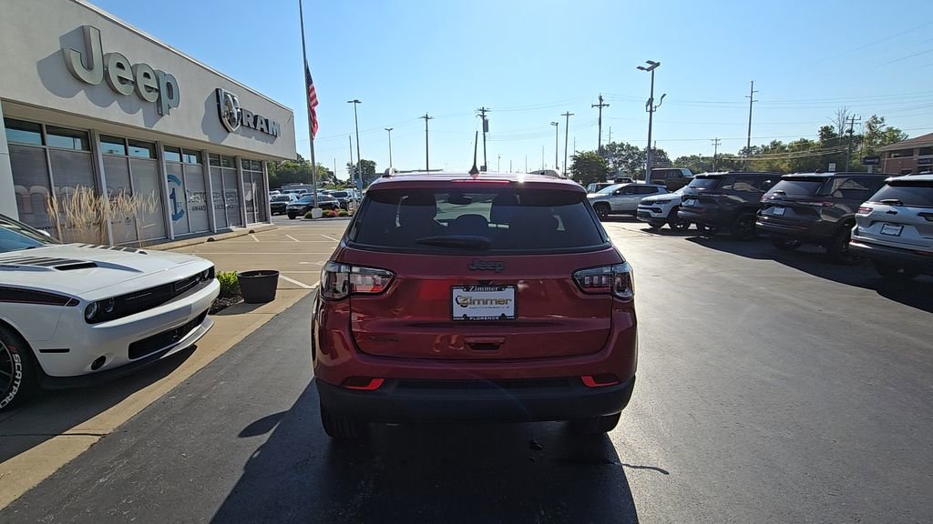 New 2026 Jeep Compass Latitude image 7