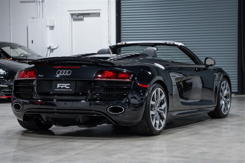 Used 2012 Audi R8 V10 AWD/4WD image 6