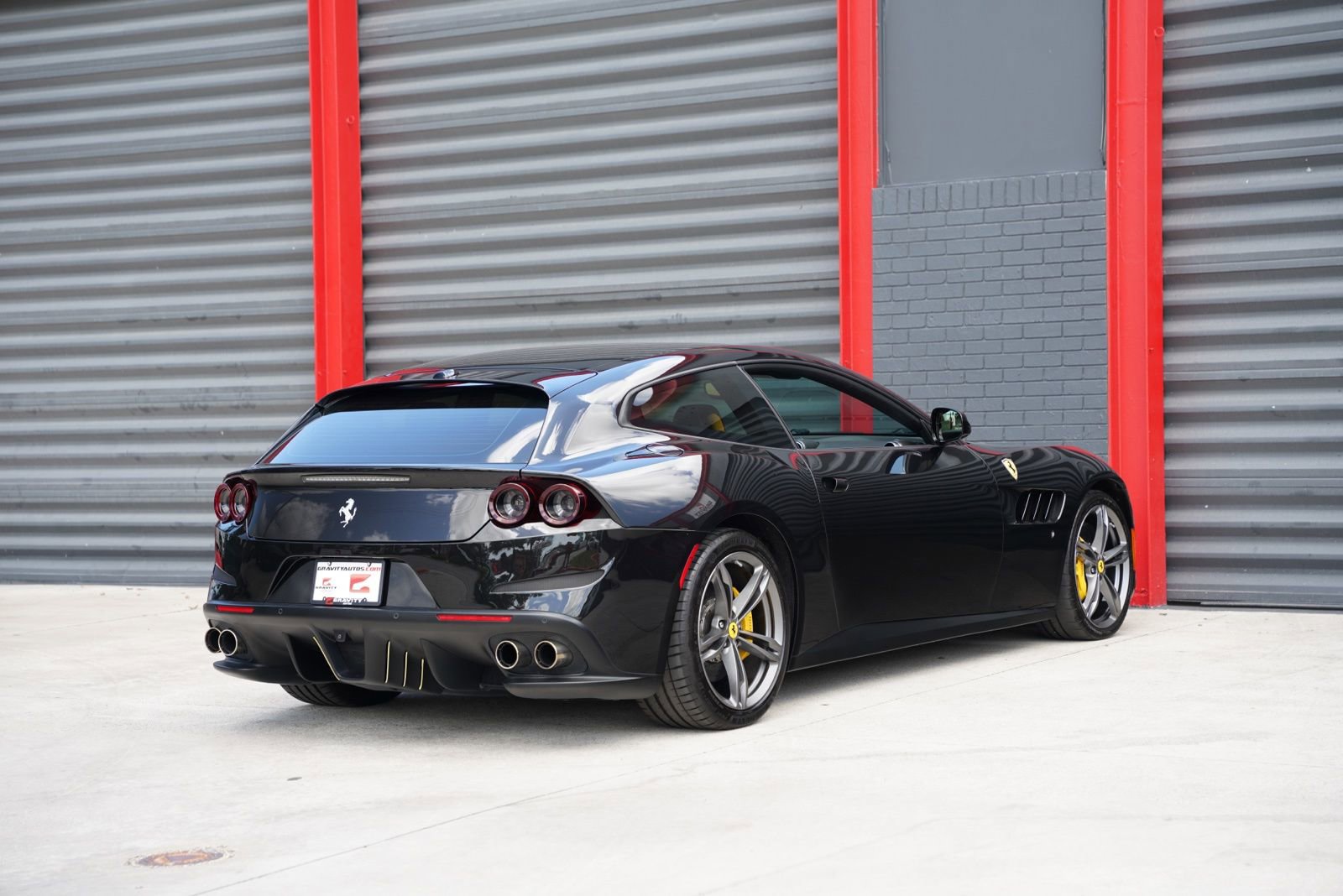 Used 2017 Ferrari GTC4Lusso image 12