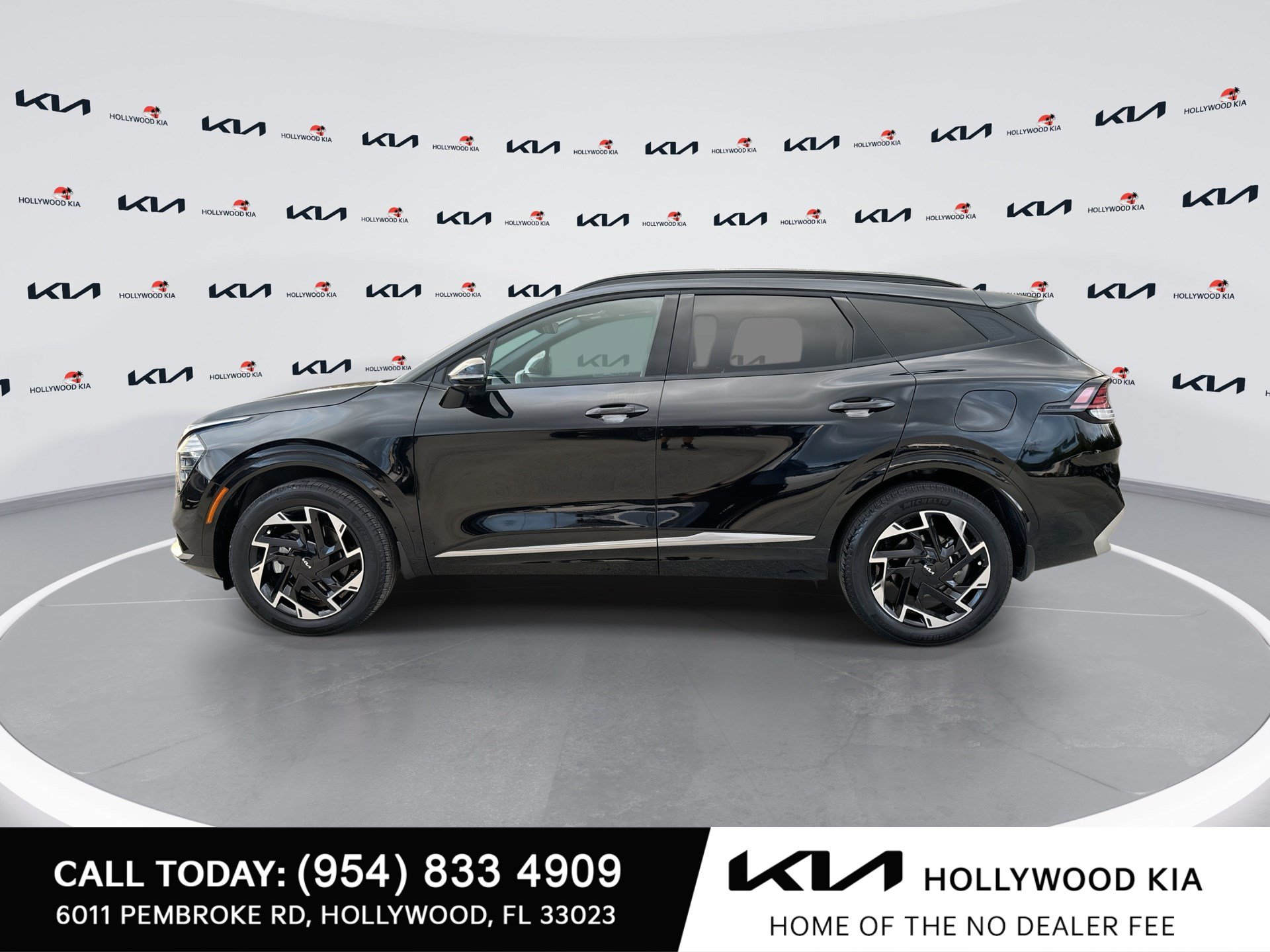 Used 2024 Kia Sportage SX AWD/4WD image 5