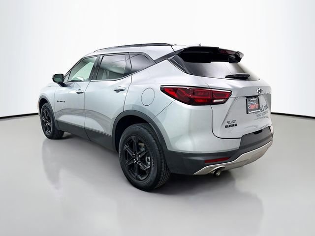 Used 2024 Chevrolet Blazer LT w/ Midnight/Sport Edition image 6