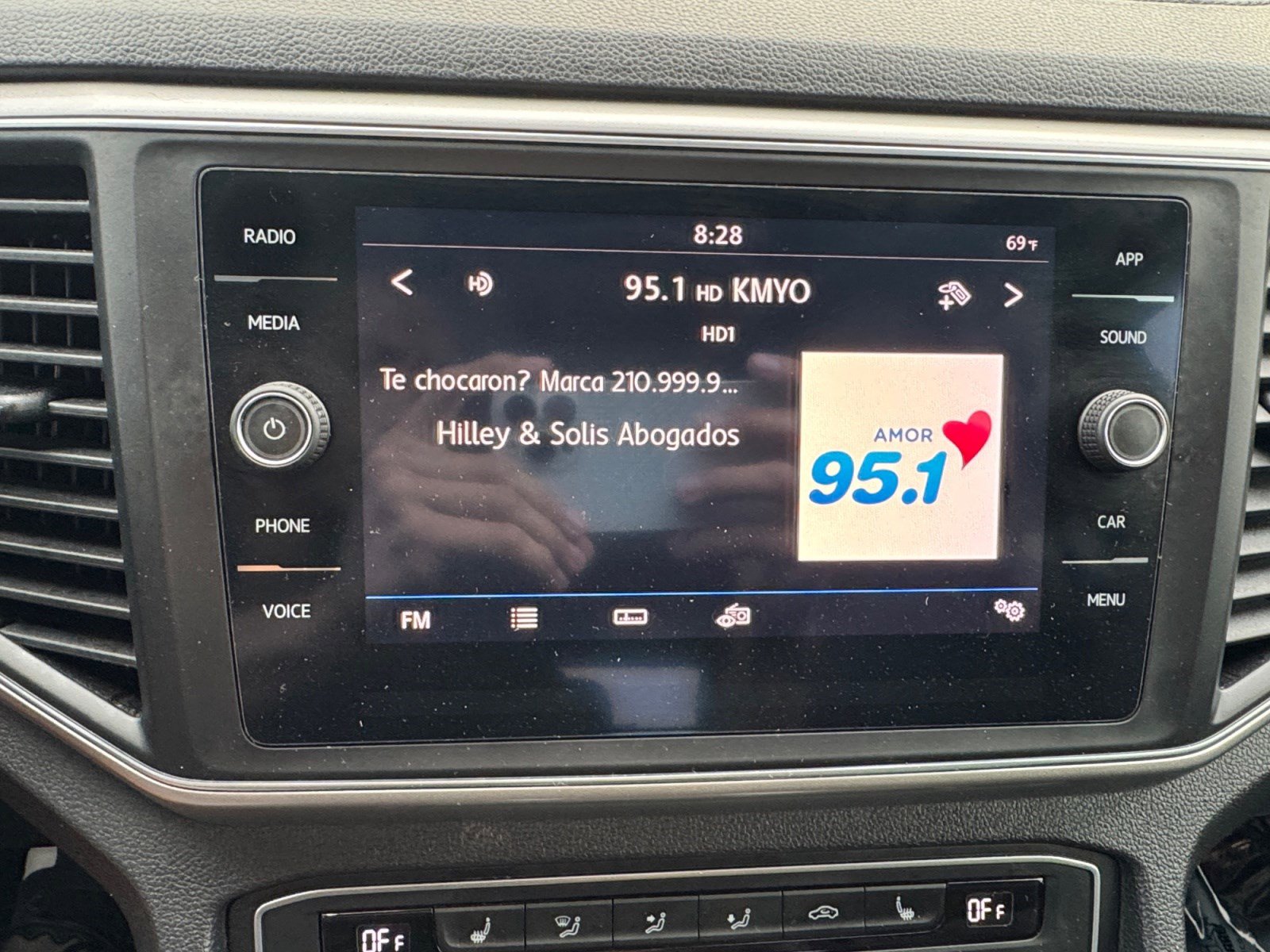 Used 2019 Volkswagen Atlas SE image 16