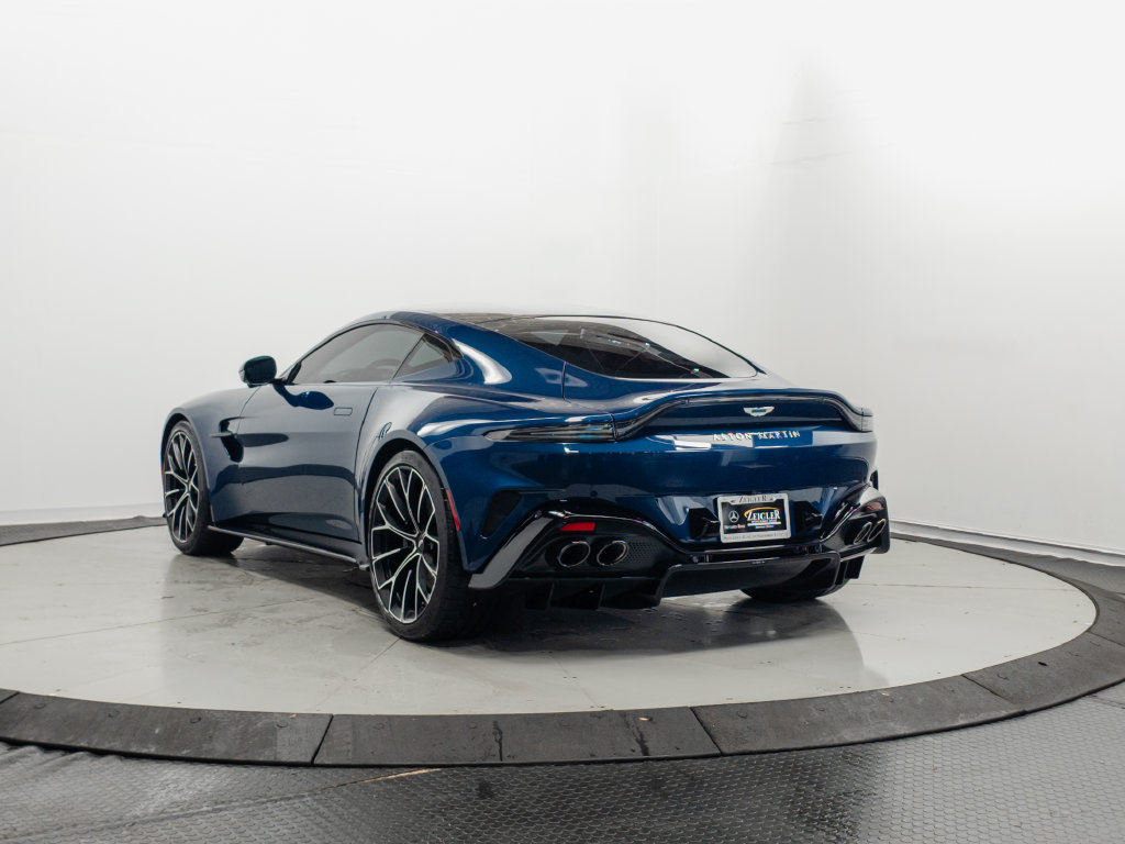 Used 2025 Aston Martin V8 Vantage Coupe RWD image 30