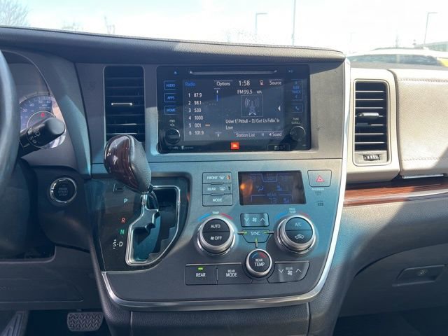 Used 2015 Toyota Sienna Limited Premium image 15